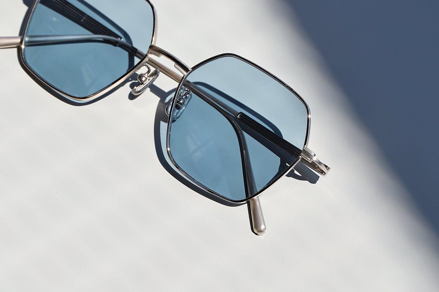 Lunetta BAD ルネッタバダ　オーバル　サングラス　メガネ Lunetta BAD ルネッタバダ オーバル サングラス メガネ - メルカリ