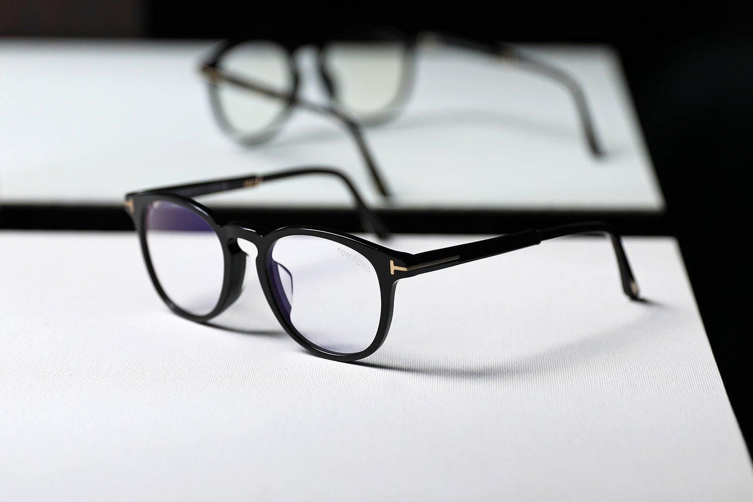TOM FORD トムフォードのメガネ・サングラス通販サイト | アイウェア
