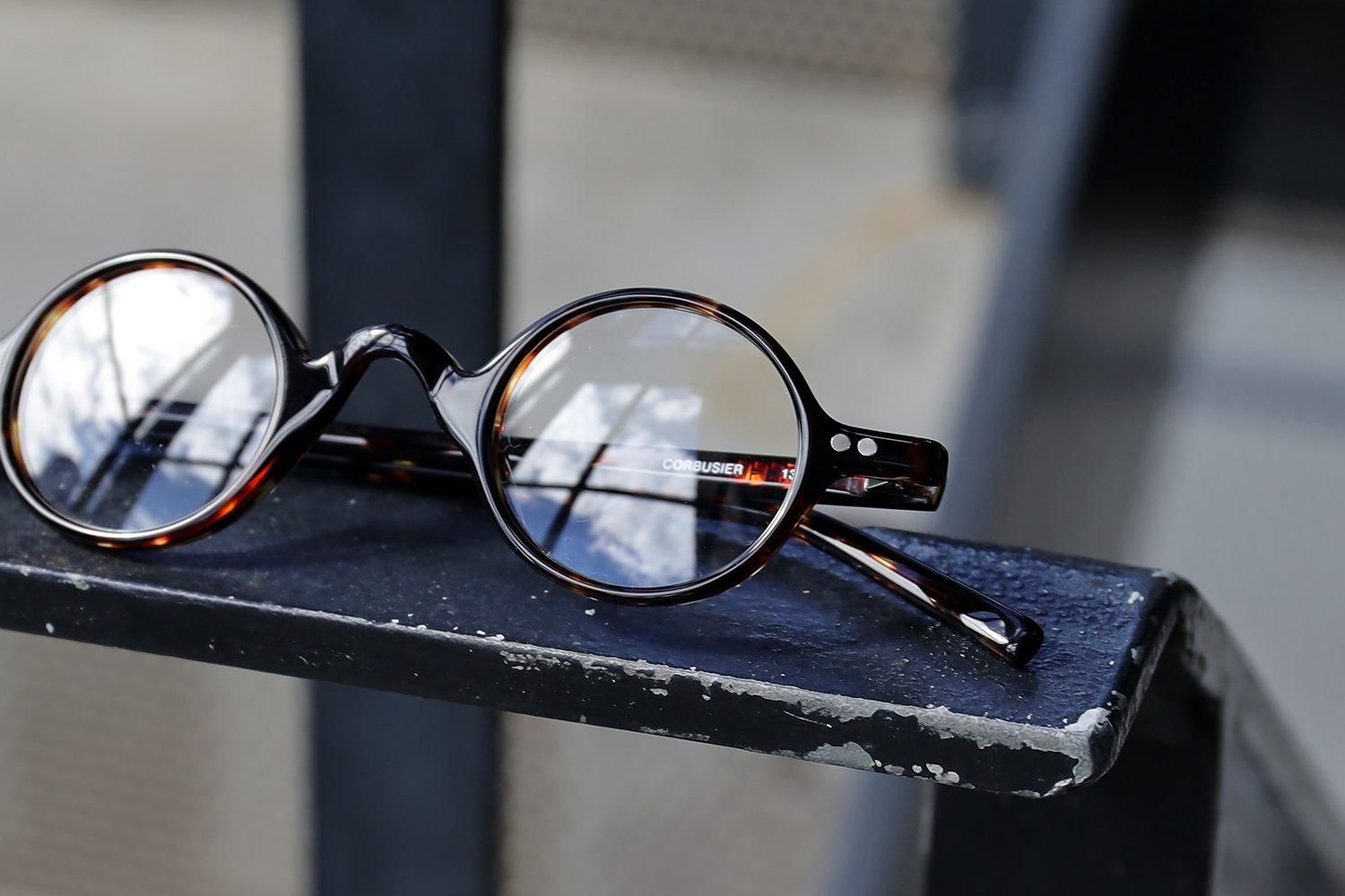 TRACTION EYEWEAR MEBIUS ONLINE SHOP