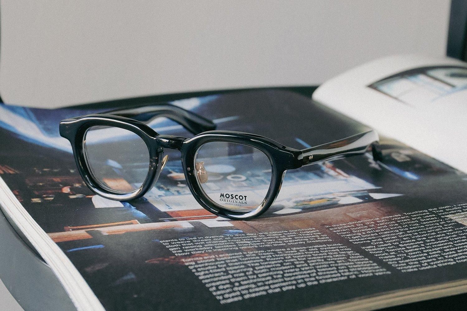 モス店員 モスバーガー店員から歌手デビュー プロが支援、やる気向上