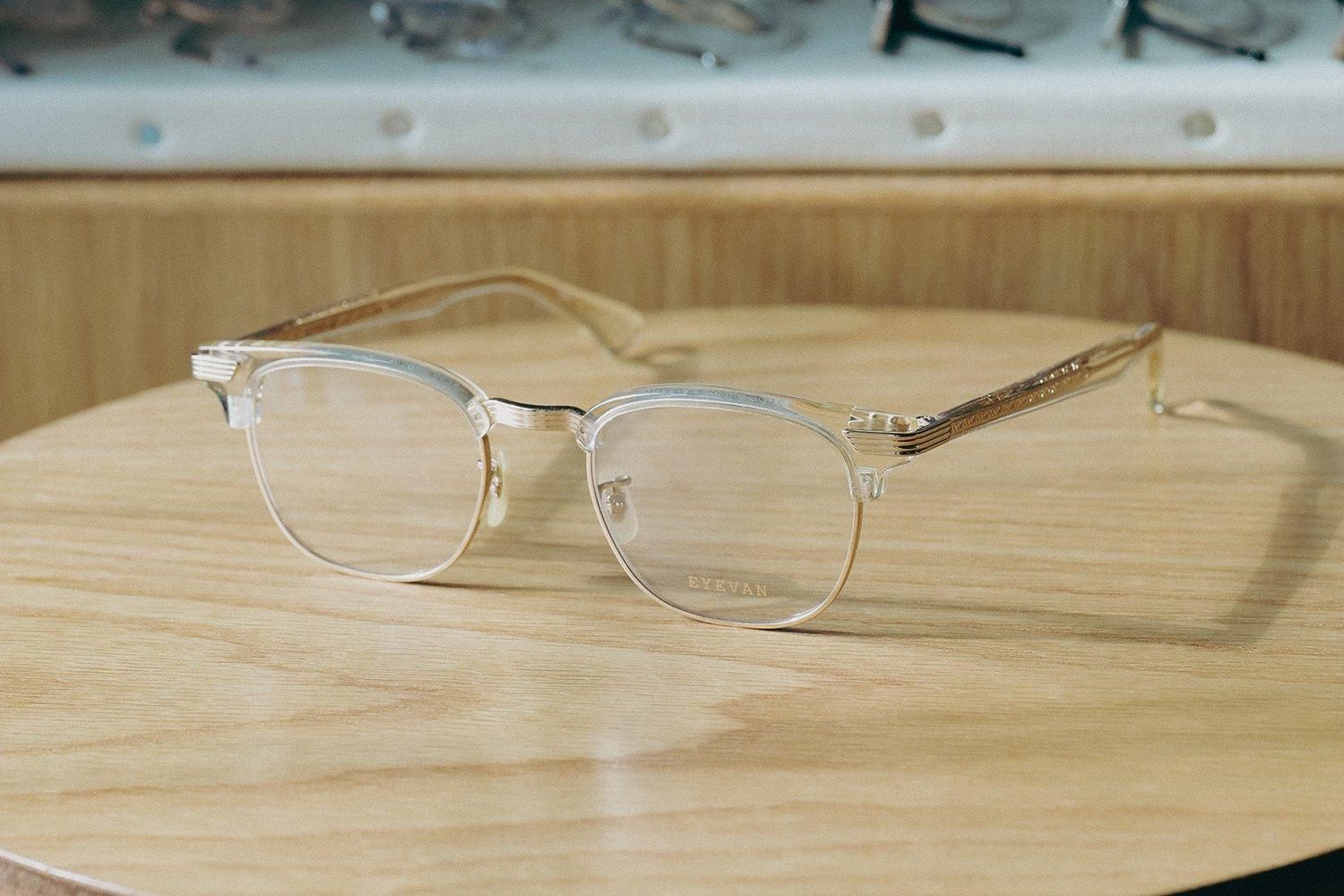 EYEVAN：アイヴァン 