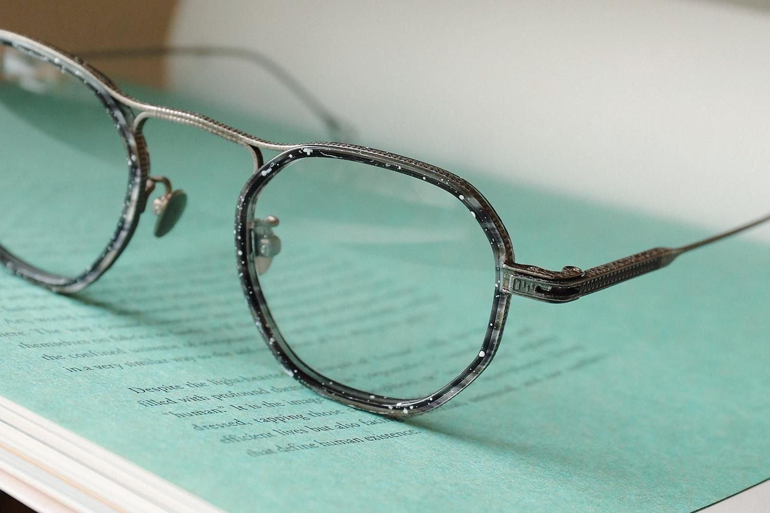 Selenite × Filton - メガネ・サングラス 通販サイト EYEWEAR