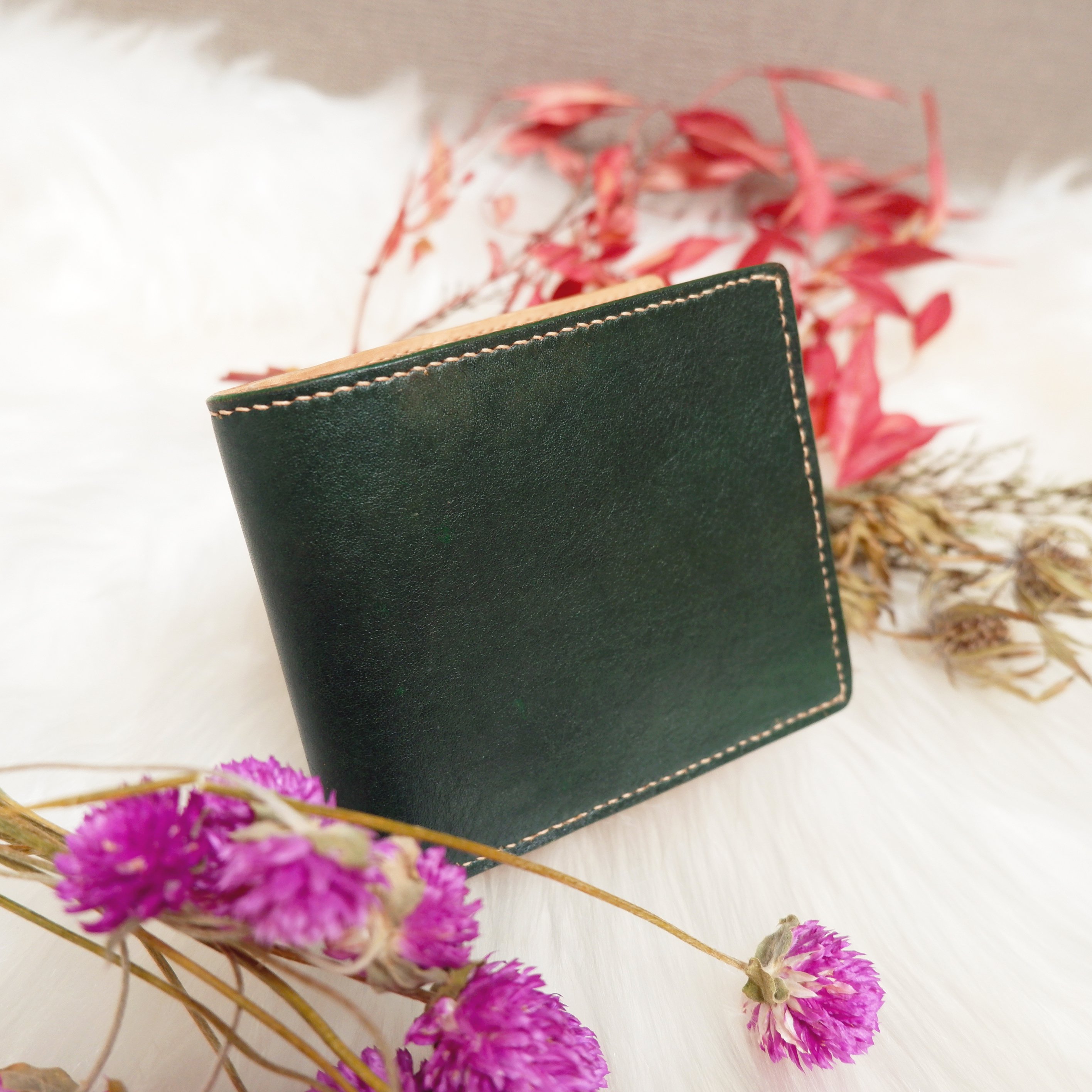 二つ折り財布【イタリアンレザー】（モスグリーン） | セール2割引 - Rehas leather【リハスレザー】カラーが選べるハンドメイド本革小物