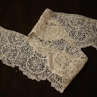 クロッシェレース クロッシェレースドイリーA-Z (applemints) |本 | 通販 | Amazon