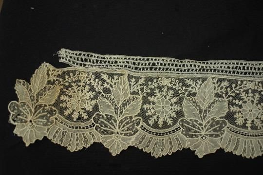 ニードルポイントレース ポワンドガーズ 6.7×140cm