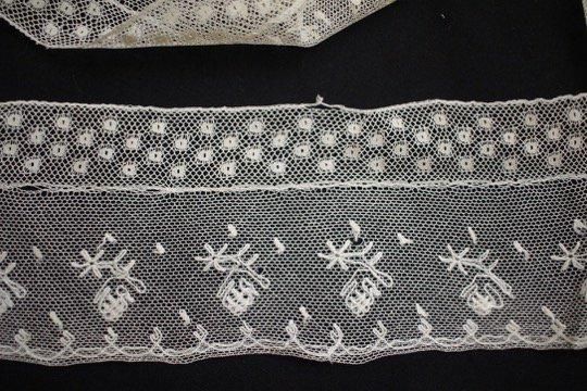 フランスアンティーク♡リボンオルモル彫刻額縁入りハンドモチーフステッチ刺繍 Olympus フランス刺繍 フランス刺しゅうキット / Olympus