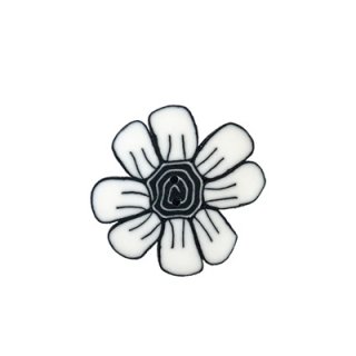 SMALL BLACK & WHITE DAISY  ܥ<img class='new_mark_img2' src='https://img.shop-pro.jp/img/new/icons41.gif' style='border:none;display:inline;margin:0px;padding:0px;width:auto;' />