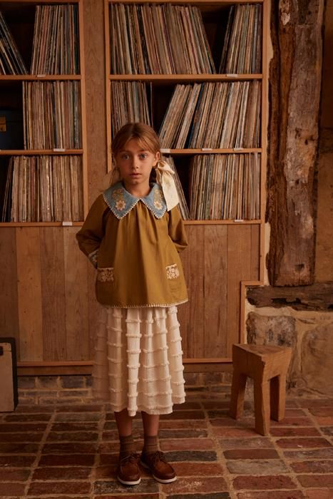 Apolina｜meera blouse almond Apolina｜meera blouse almond Apolina