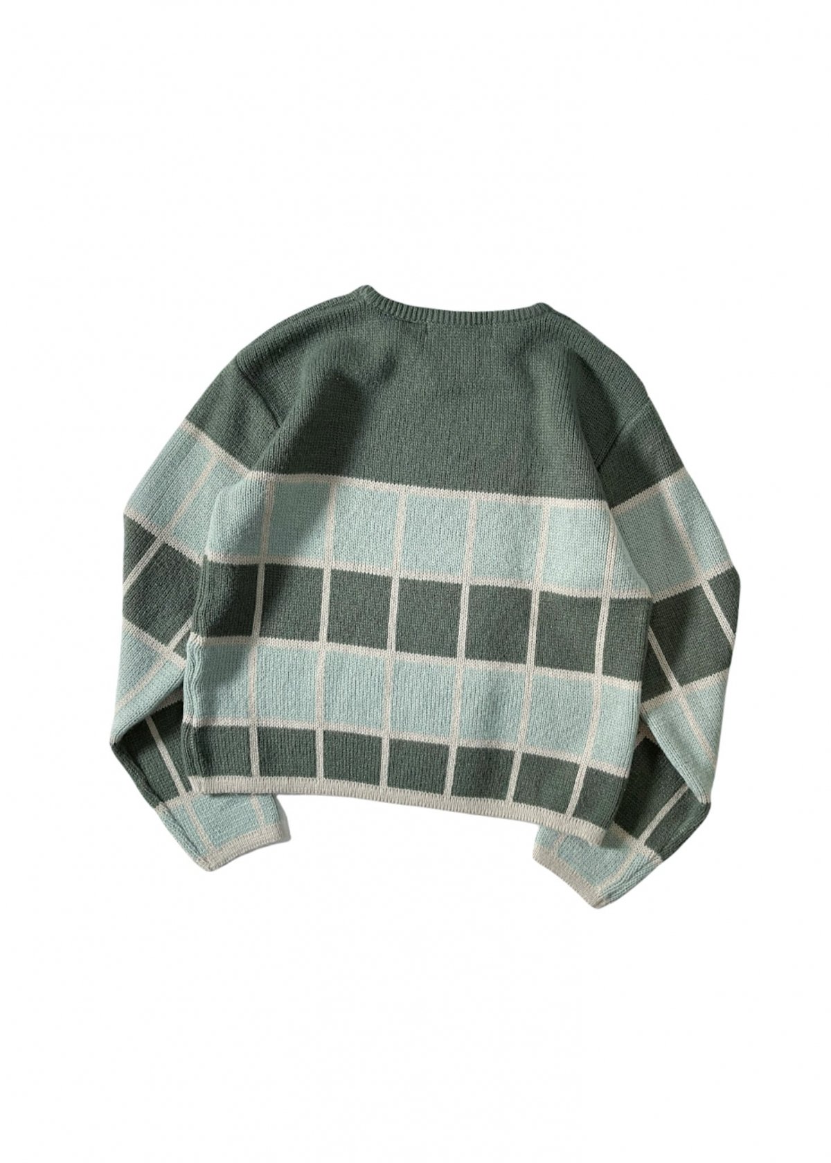 Box Design Short Length Sweater