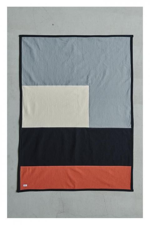 <img class='new_mark_img1' src='https://img.shop-pro.jp/img/new/icons8.gif' style='border:none;display:inline;margin:0px;padding:0px;width:auto;' />Sashiko Patchwork Ket -small