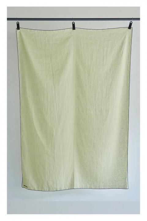 <img class='new_mark_img1' src='https://img.shop-pro.jp/img/new/icons8.gif' style='border:none;display:inline;margin:0px;padding:0px;width:auto;' />Embroidery Linen Cloth -table
