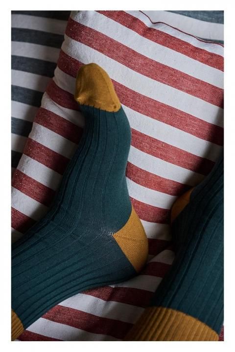 <img class='new_mark_img1' src='https://img.shop-pro.jp/img/new/icons8.gif' style='border:none;display:inline;margin:0px;padding:0px;width:auto;' />Cotton Bicolor Socks