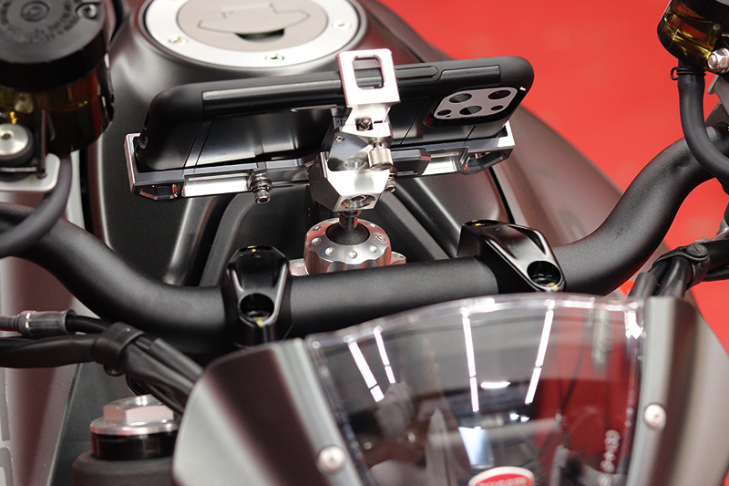 ユニバーサル マウントシステム マウントベース for Ducati