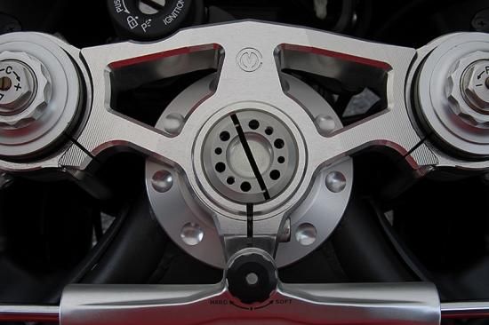 MV AGUSTA ビレットチタニウム ロアリングボルト F4-75 m747 MV AGUSTA ビレットチタニウム ロアリングボルト F4-75 m747