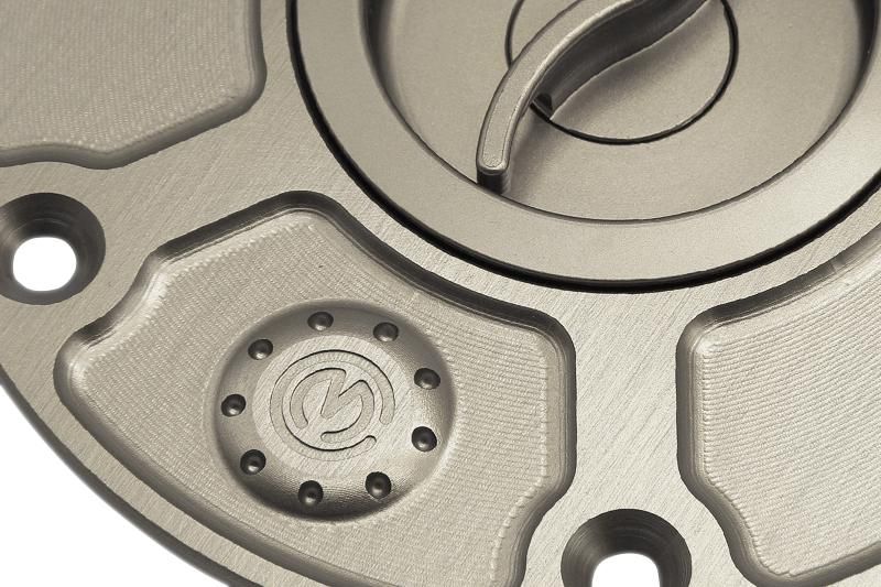 CNC ビレット アルミニウム クイックオープン フューエルタンク CNC ビレット アルミニウム クイックオープン フューエルタンク