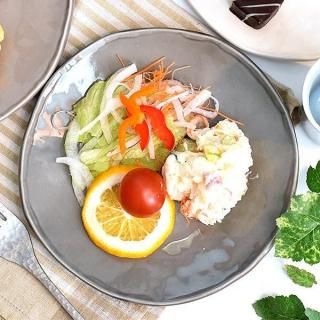 グレーいっぷく丸皿M 約17.6cm 洋食器 丸型プレート 15cm〜25cm 日本製 美濃焼 業務用 おしゃれ モダン g-1931-09