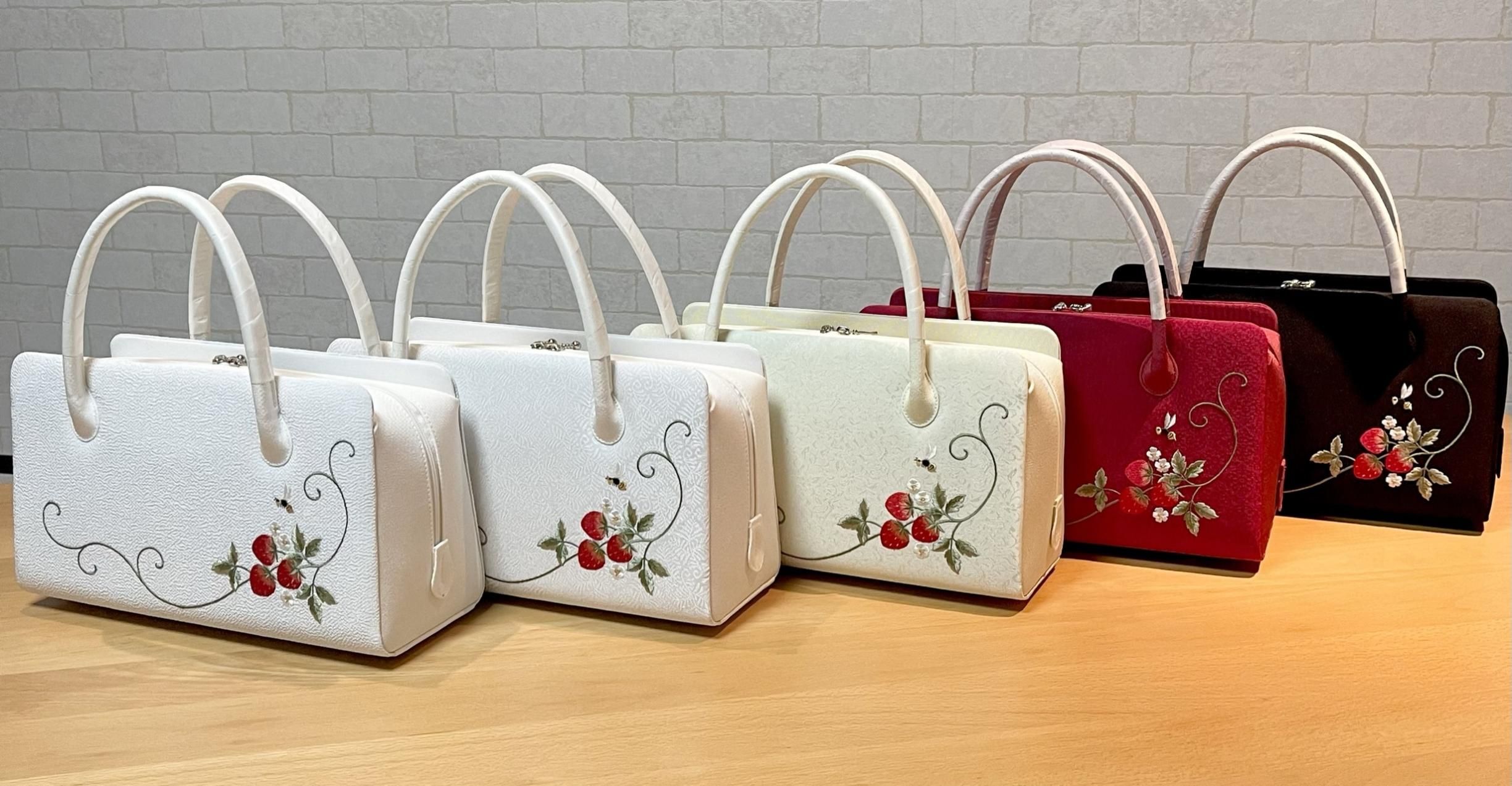 売れ筋アイテムラン 兎金] 利休バッグ（刺繍・苺に蜂） 着物・浴衣