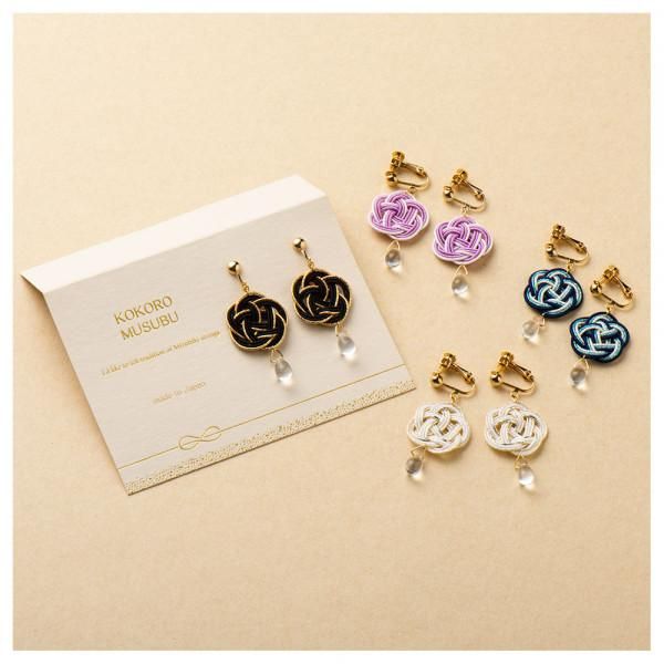 【nachi.】水引ピアス「金×白」 7セット nachi.】水引ピアス「金×白」 7セット 水引ピアス くちなし色