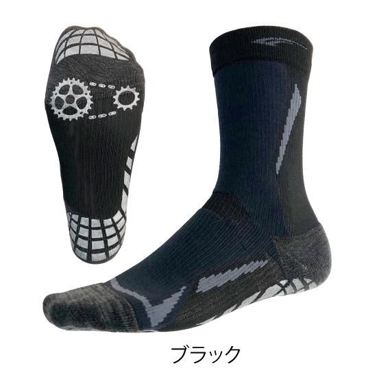 モハメドマルゾーク モハメド・#サラー 限定スパイクが #アディダス『#エックス