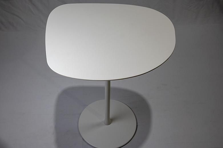 モデルルーム展示品 Cassina IXC.(カッシーナ イクスシー モデルルーム展示品 Cassina IXC.(カッシーナ イクスシー