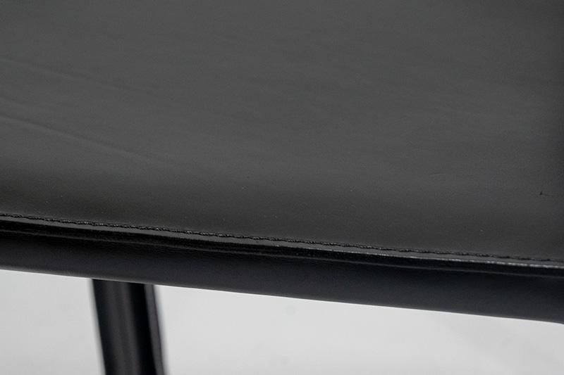 モデルルーム展示品 Cassina (カッシーナ) 412CAB(キャブ モデルルーム展示品 Cassina (カッシーナ) 412CAB(キャブ