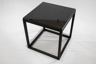 モデルルーム展示品 Kristina Dam Studio（クリスティーナダムスタジオ）Cube Table M(キューブテーブルM） E1548