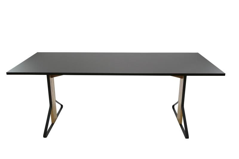 展示品　アルテック　vitra カアリ　カフェ　ダイニングテーブル　北欧　モダン KAARI TABLE RECTANGLE（カアリテーブル） / Artek