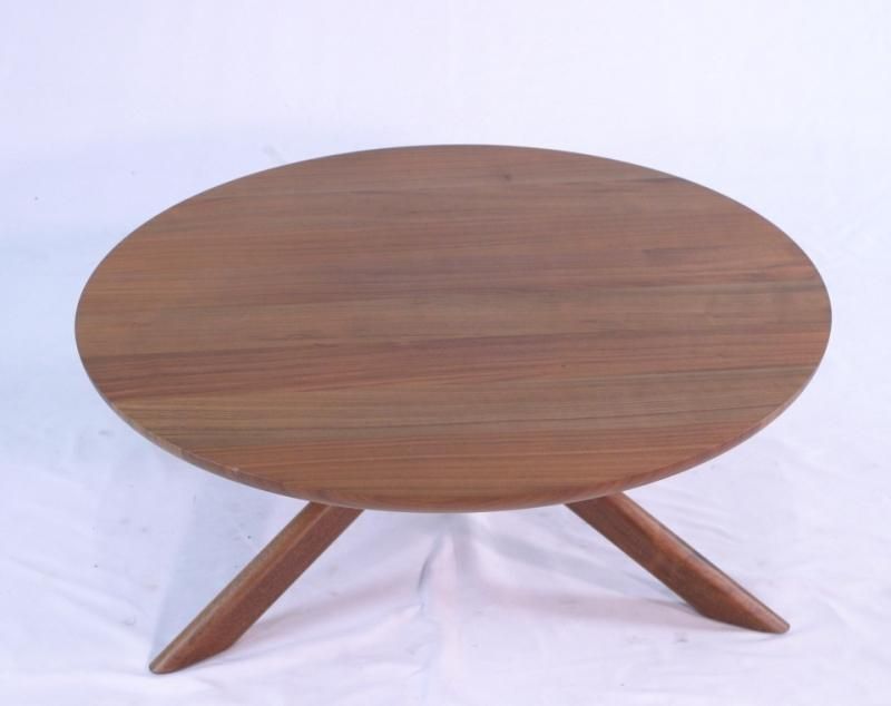 モデルルーム展示品 estic（エスティック） ISLE table