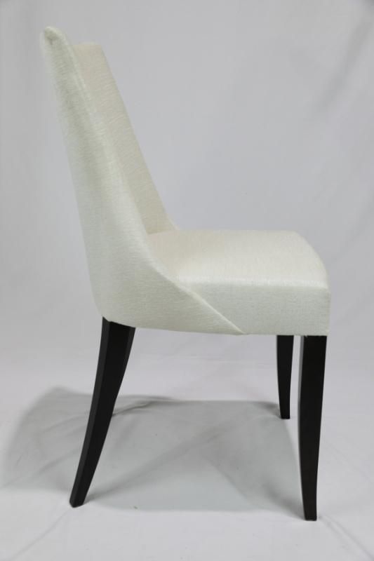 モデルルーム展示品 IDEE(イデー)AMI CHAIR(アミ チェア モデルルーム展示品 IDEE(イデー)AMI CHAIR(アミ チェア