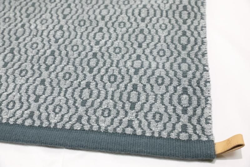 KASTHALL (カスタール)『POPPY CLOUD』 織りラグ POPPY | プロダクト | KASTHALL（カスタール）JAPAN website by EMC