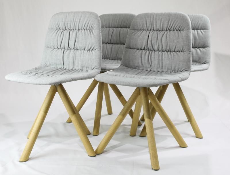完璧すぎるが故三度も モデルルーム展示品 Viccarbe（ヴィッカルベ）MAARTEN ダイニングチェア