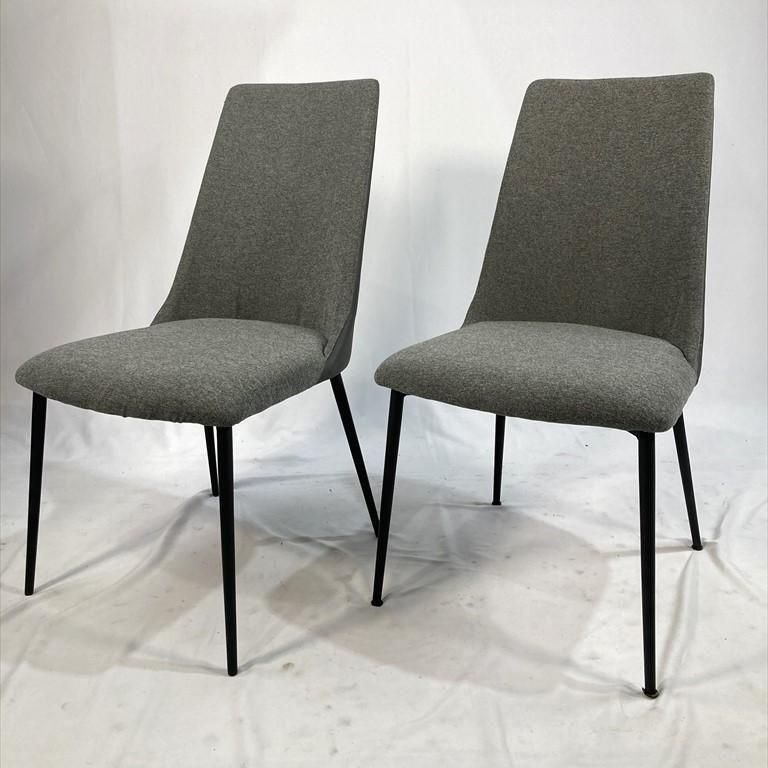 モデルルーム展示品　お洒落椅子　黄緑色の布製ダイニングチェア モデルルーム展示品 お洒落椅子 黄緑色の布製ダイニングチェア