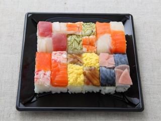 ե⥶