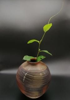 備前焼　花器 備前焼 変形花器(窯変)【のし付き】 | 岡山県備前市 | ふるさと納税