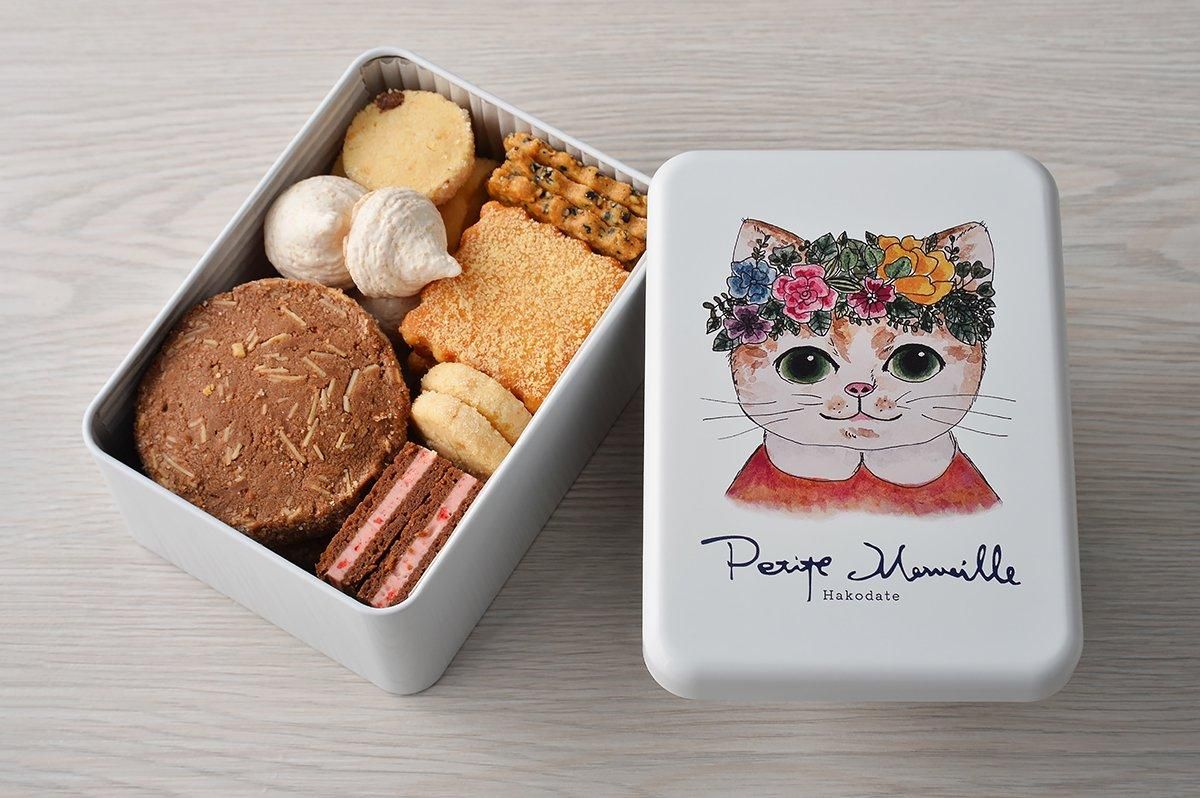 プティ・フール缶（ホワイト、ブルー）バターの風味豊かなクッキーを