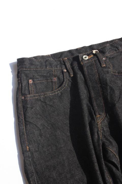 Sanca/BLACK DENIM 5P TAPERED FIT