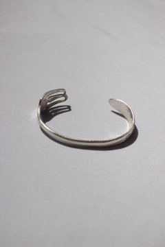 <img class='new_mark_img1' src='https://img.shop-pro.jp/img/new/icons14.gif' style='border:none;display:inline;margin:0px;padding:0px;width:auto;' />MarchelloArt/WELDED PICKLES FORK BANGLE