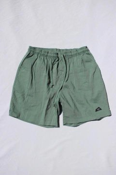 <img class='new_mark_img1' src='https://img.shop-pro.jp/img/new/icons14.gif' style='border:none;display:inline;margin:0px;padding:0px;width:auto;' />SALVAGE PUBLIC/Auahi Tech Linen Shorts EMERALD