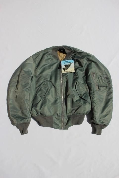 DEADSTOCK/CONCORD GROUND CREW MA-1 JACKET MADE IN USA OLIVE DEADSTOCK/CONCORD GROUND CREW MA-1 JACKET MADE IN USA OLIVE