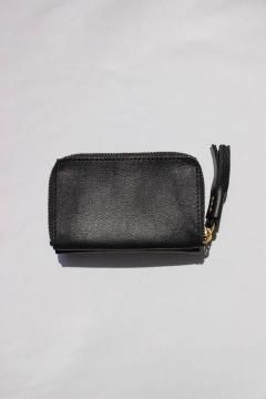 <img class='new_mark_img1' src='https://img.shop-pro.jp/img/new/icons14.gif' style='border:none;display:inline;margin:0px;padding:0px;width:auto;' />Damasquina/POCKET ZIP WALLET