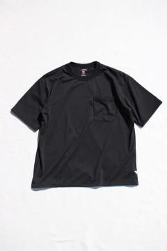 <img class='new_mark_img1' src='https://img.shop-pro.jp/img/new/icons14.gif' style='border:none;display:inline;margin:0px;padding:0px;width:auto;' />melple/The USEFUL Pocket Short Sleeve BLK