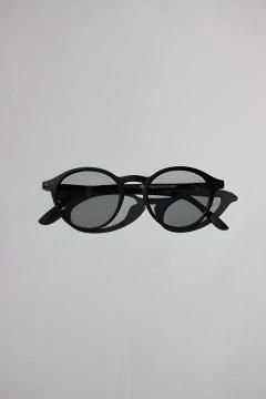 <img class='new_mark_img1' src='https://img.shop-pro.jp/img/new/icons14.gif' style='border:none;display:inline;margin:0px;padding:0px;width:auto;' />IZIPIZI/SUN LIGHT COLOR #D Black(Light grey lenses)