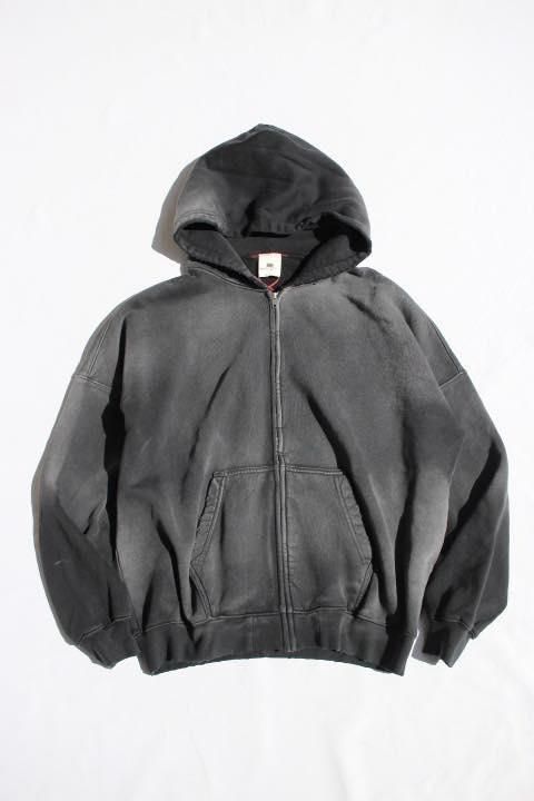 mooji mooji/OVERSIZE ZIP UP HOODIE | ヴィンテージライクな一