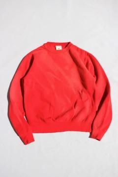 <img class='new_mark_img1' src='https://img.shop-pro.jp/img/new/icons14.gif' style='border:none;display:inline;margin:0px;padding:0px;width:auto;' />mooji mooji/CLASSIC CREWNECK AGED RED