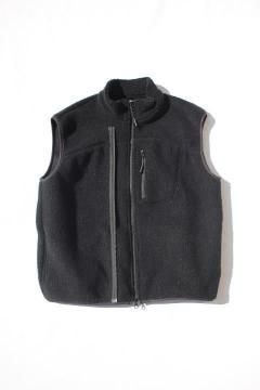 <img class='new_mark_img1' src='https://img.shop-pro.jp/img/new/icons14.gif' style='border:none;display:inline;margin:0px;padding:0px;width:auto;' />melple/Marced Wool Vest BLK