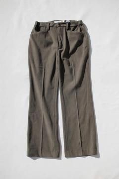 <img class='new_mark_img1' src='https://img.shop-pro.jp/img/new/icons14.gif' style='border:none;display:inline;margin:0px;padding:0px;width:auto;' />melple/Franklin Corduroy Flare Pants OLIVE