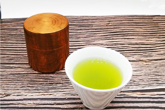 抹茶玄米茶200gと京都開化堂の茶筒