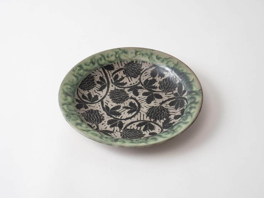 堂前守人・陶器作品】｜ 白と黒の皿