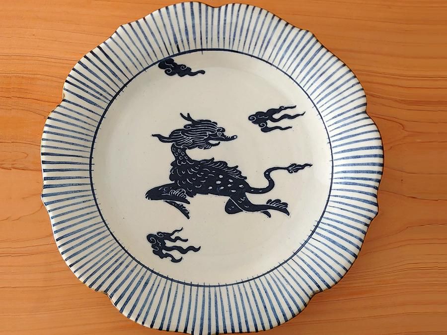 吉村尚子・陶芸作品】｜ 8寸皿「麒麟」 ｜ ～Online Shop｜紅椿