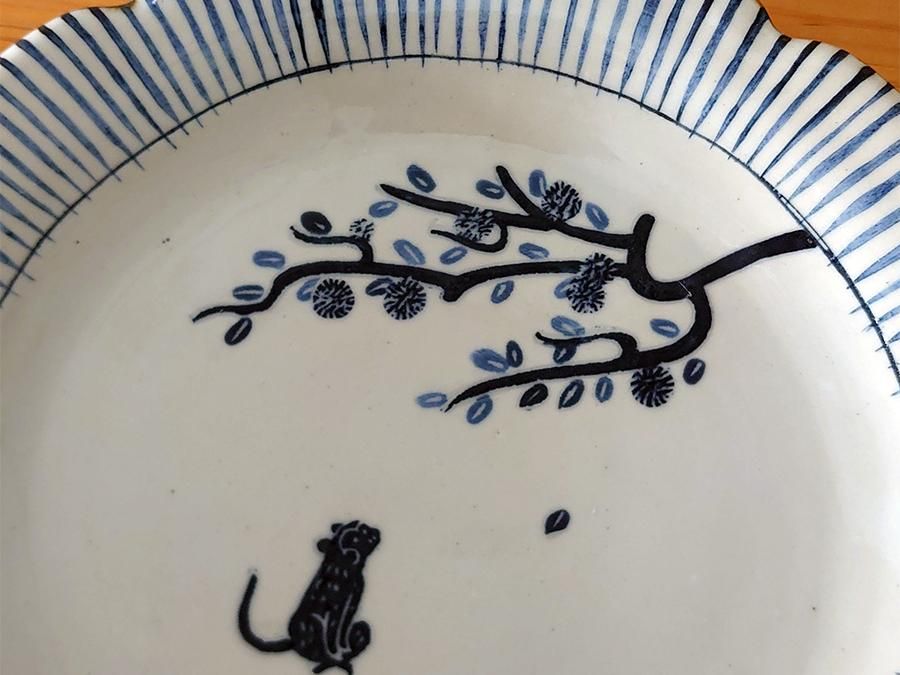 吉村尚子・陶芸作品】｜ 8寸皿「栗と猿」 ｜ ～Online Shop｜紅